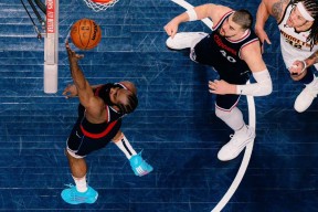 关于转折点洛杉矶快船防线松动；NBA常规赛赛后攻防权衡；更衣室稳定；团队化学反应显著的信息-LOL竞猜网站