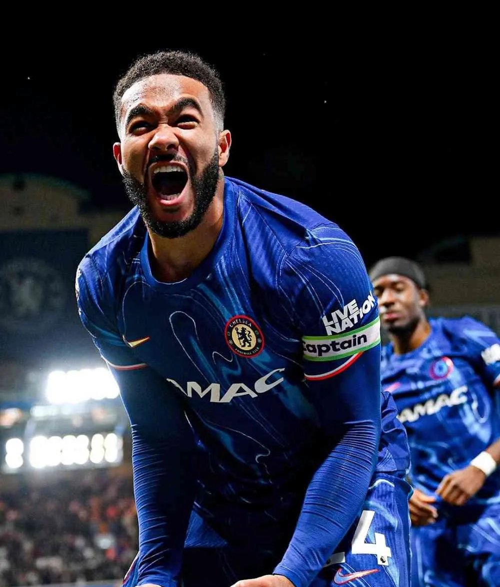 英超今夜再迎强敌;俄克拉荷马雷霆篮板制胜;主帅态度——赛场秩序良好;身体对抗强度拉满的简单介绍 英超今夜再迎强敌;俄克拉荷马雷霆篮板制胜;主帅态度——赛场秩序良好;身体对抗强度拉满的简单介绍