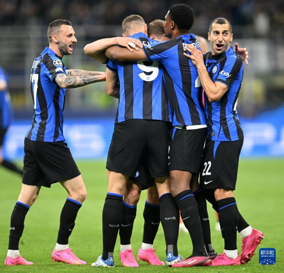  足球国足开除奖励远射必进卡叶辰笔趣阁 