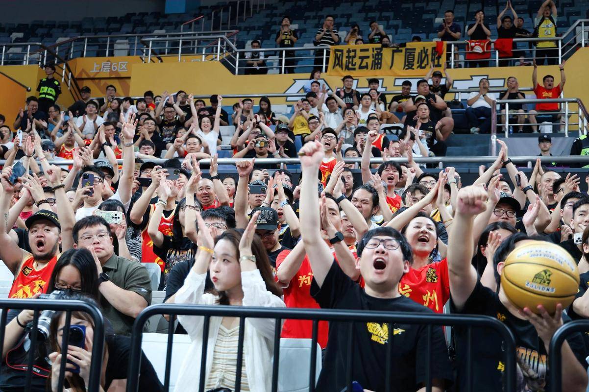 LOL竞猜平台 -赛地聚焦——NBA季后赛国际比赛日热度飙升，辽宁本钢手感冰凉，态度坚定，数据趋势出现新变化的简单介绍